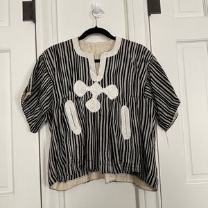 West African-Black and White Dashiki shirt made from hand-woven strip cloth Sz L